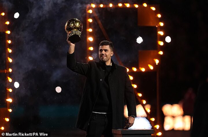 Rodri parades his Ballon d’Or in front of Man City fans ahead of Tottenham clash