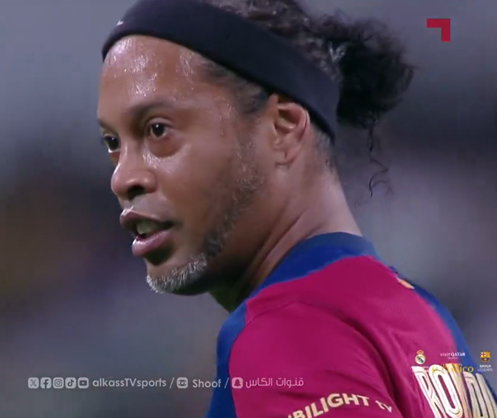 Daily Funny Moments: Grandpa Ronaldinho has more free kick goals than Mbappe