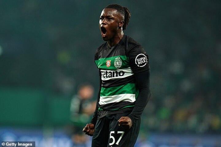 Manchester United ‘plotting bid for £84m-rated Sporting wonderkid Geovany Quenda