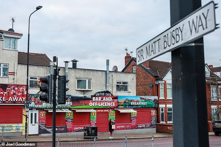 Man Utd themed cafe just yards from Old Trafford given zero-star hygiene rating