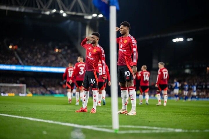 Ipswich Town 1-1 Man Utd: Rashford scores, Hutchinson nets a long-range goal