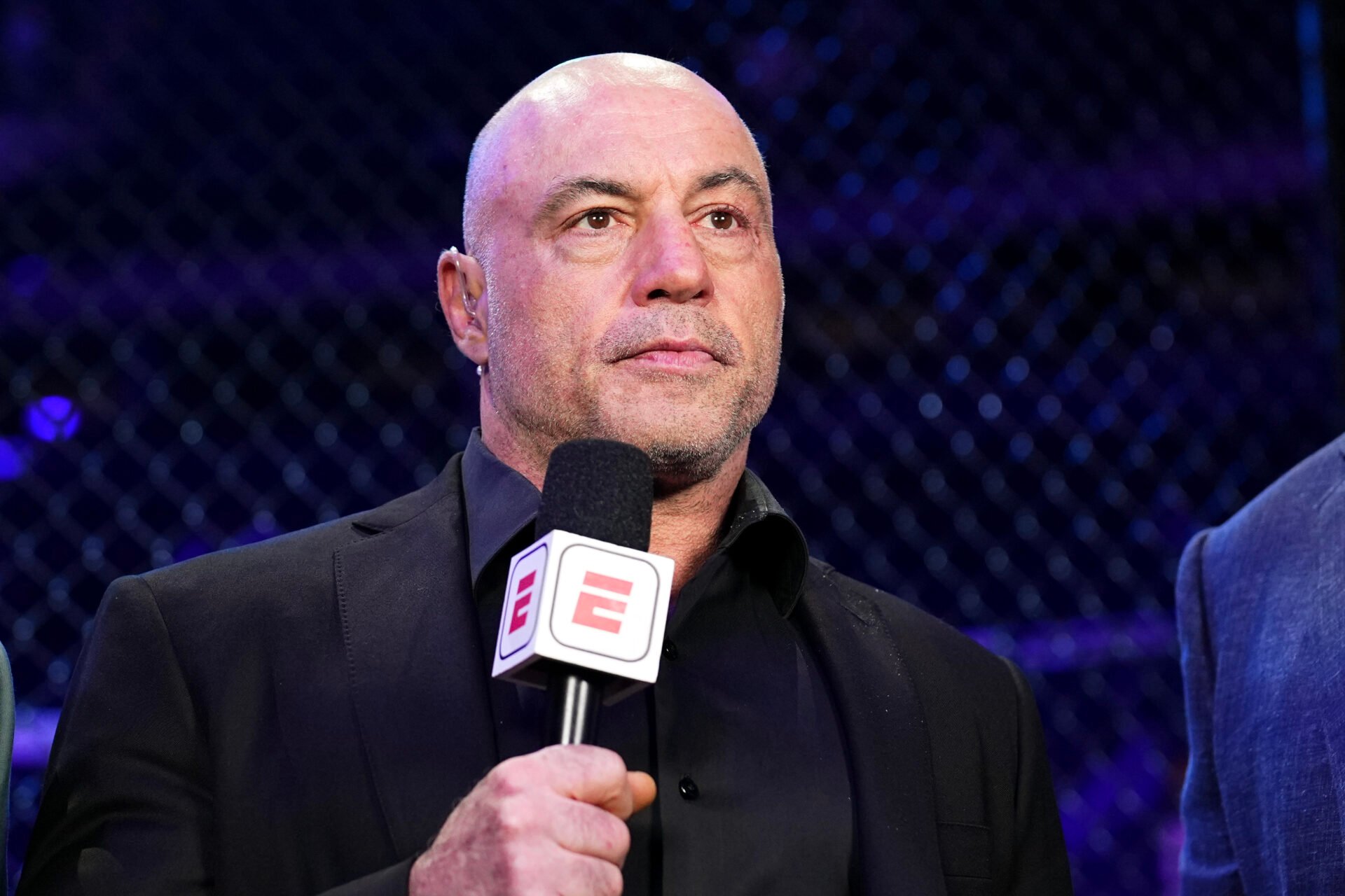 Joe Rogan heaps praise on ‘genius’ Jake Paul after YouTube star beats boxing ‘hero’ Mike Tyson