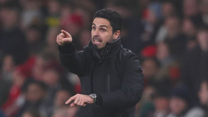 Mikel Arteta: Arsenal boss says ‘if Liverpool slip in the title race, we’ll be there’