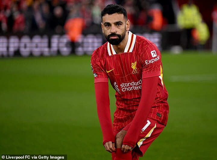 Mo Salah ‘opens the door to join PSG’ as the Liverpool star considers future away from Anfield amid contract talks