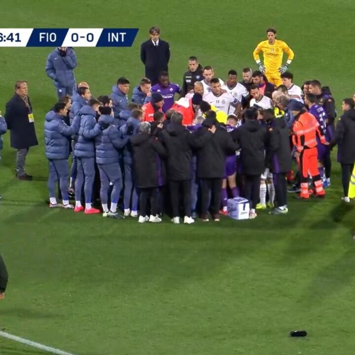 Fiorentina Edoardo Bove collapsed on the pitch and the game has been suspended