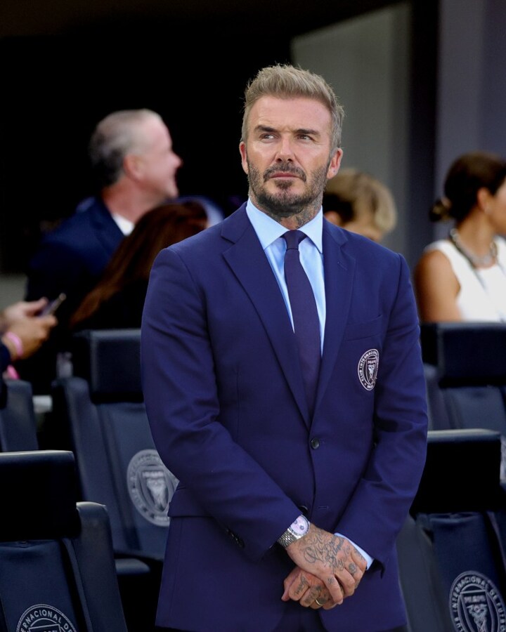 Beckham shows true colours with savage reply to Arsenal fan son Romeo