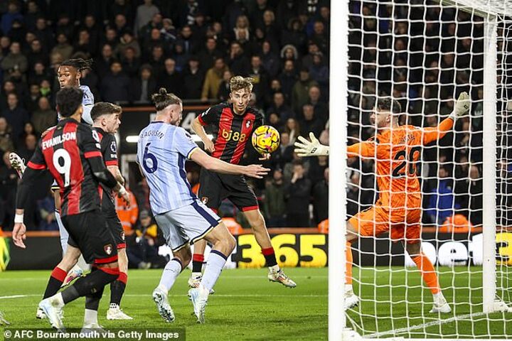 Bournemouth 1-0 Tottenham: Dean Huijsen nets winner for the Cherries as problems mount for Ange Postecoglou