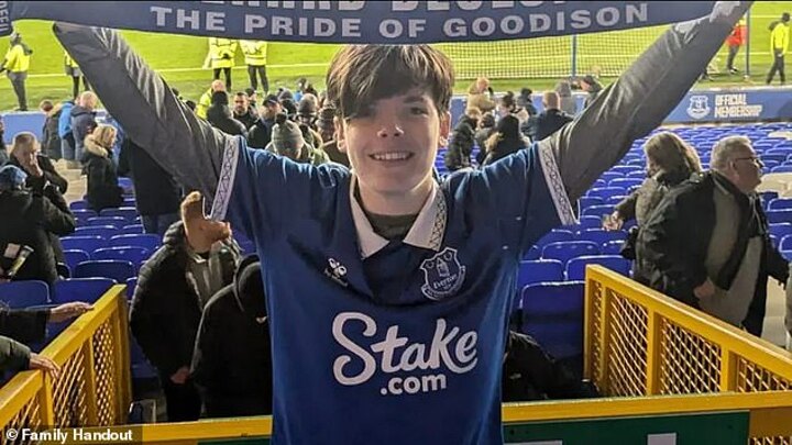 Storm Darragh ruined a Everton australian fan’s once-in-a-lifetime trip