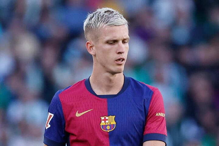 Concern at Barcelona growing over Dani Olmo registration as economic lever will be insufficient