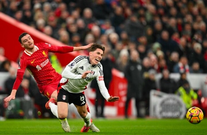 Liverpool 2-2 Fulham: Robertson sees red, Jota scores a late equalizer