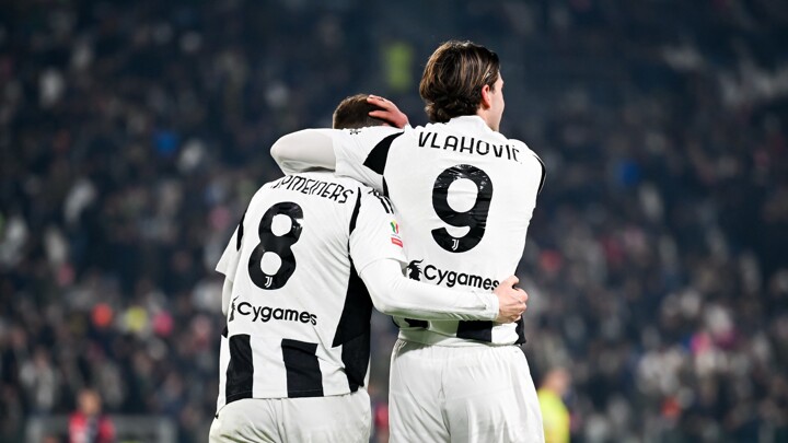 Juventus 4-0 Cagliari: Coppa holders ease into quarters