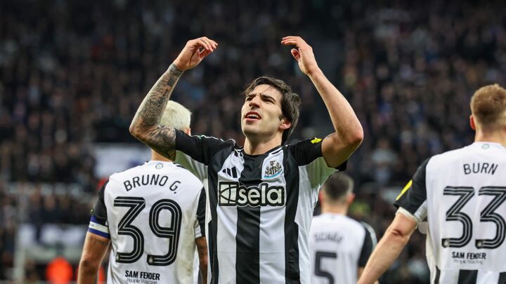 Newcastle United 3-1 Brentford: Tonali double fires Howe’s side into semi-finals