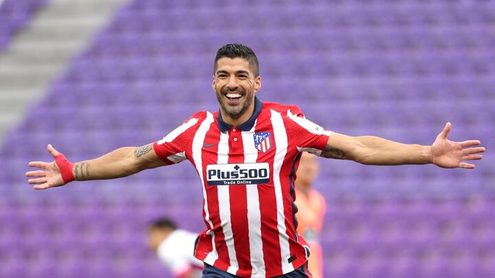 Atletico Madrid players rewarded by Luis Suarez after last-gasp Barcelona victory