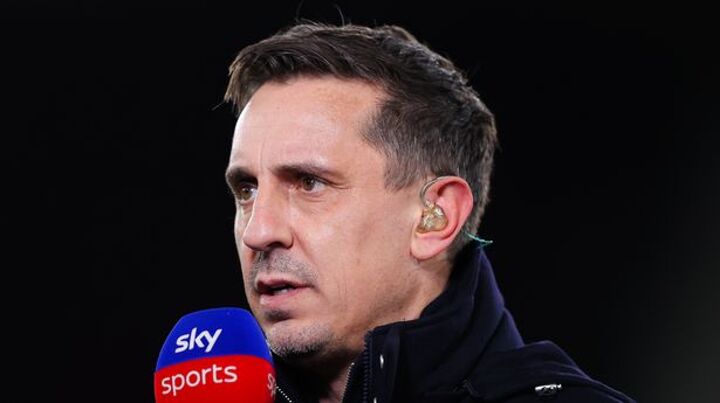 Gary Neville makes Man Utd transfer demand as he identifies big Amorim issue