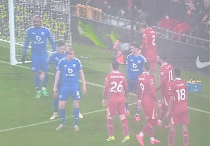 Liverpool copy Arsenal’s corner routine against Leicester as Gooners claim ‘eyes firmly in the mirror’