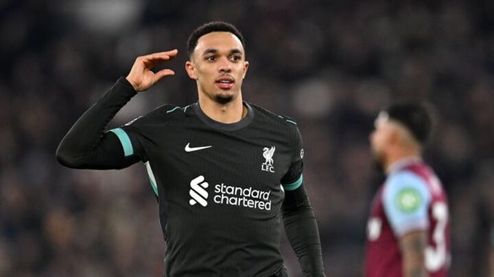 Alexander-Arnold sends subtle message as Liverpool future takes fresh twist