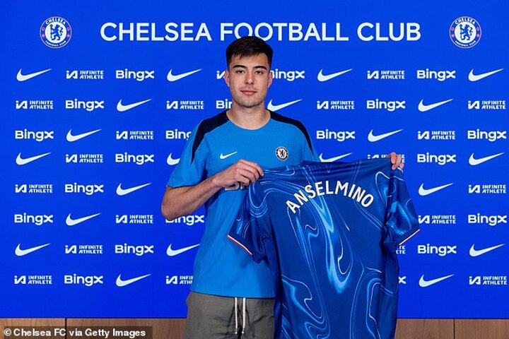 Chelsea make first January addition, 48 hours before the transfer window opens