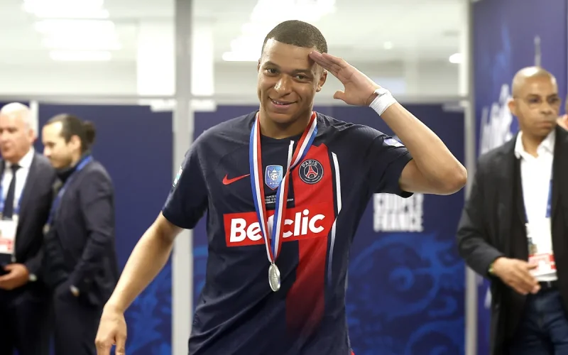 ‘I am a PSG supporter now,’ says Mbappé amid wage dispute with former club