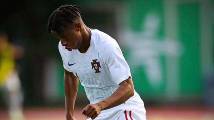 Barcelona on the verge of tying up deal for 16-year-old Portuguese talent