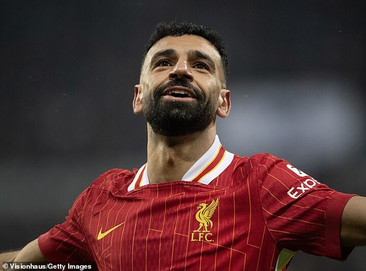 Slot hails ‘special player’ Salah and insists he was an ‘example’ to team-mates