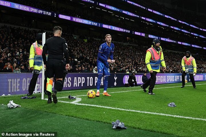 Tottenham fans launch missiles at Palmer and Enzo during fierce London derby