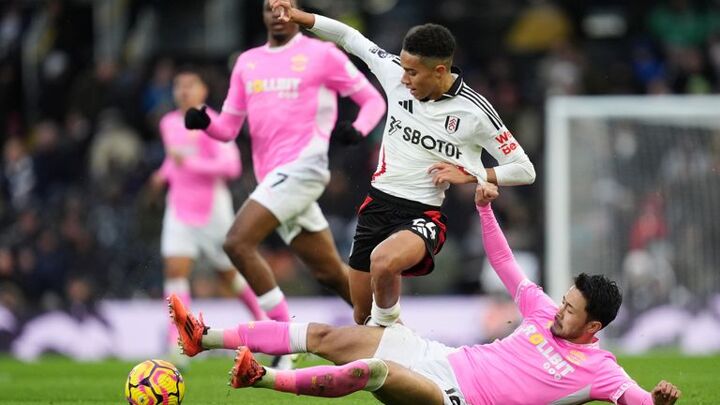 Fulham 0-0 Southampton: New Saints manager watches from Craven Cottage stands