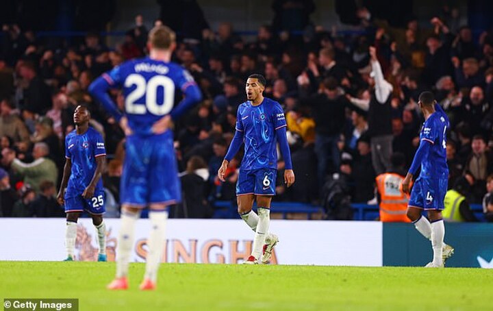 Chelsea 1-2 Fulham PLAYER RATINGS: Which star needed more help in midfield?