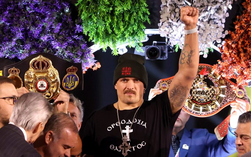 Oleksandr Usyk sends ominous final message to Tyson Fury after coming in 55lbs lighter than ‘The Gypsy King’  