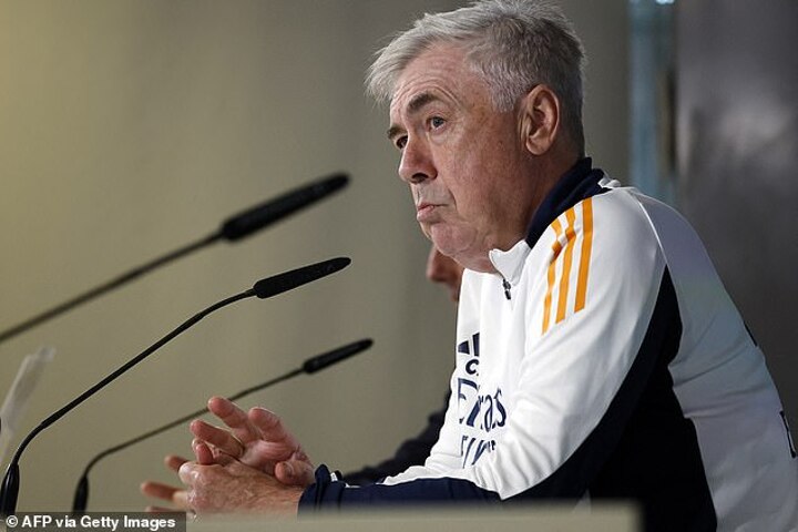 Ancelotti gives cryptic response amid TAA links as Real weigh up £20m offer