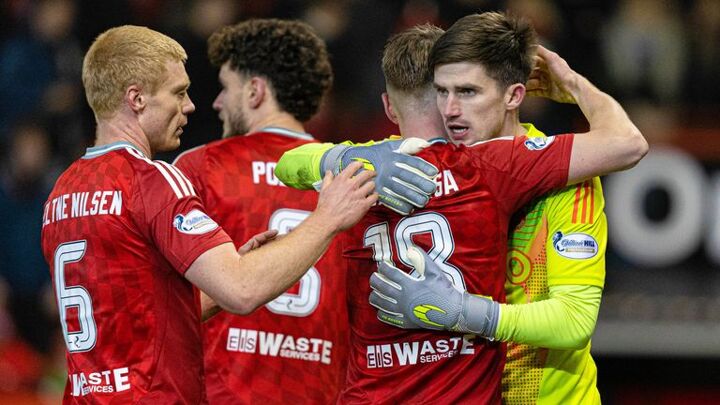 Aberdeen 0-0 Hearts: Ross Doohan saves Jorge Grant’s penalty to bring an end to Dons losing run