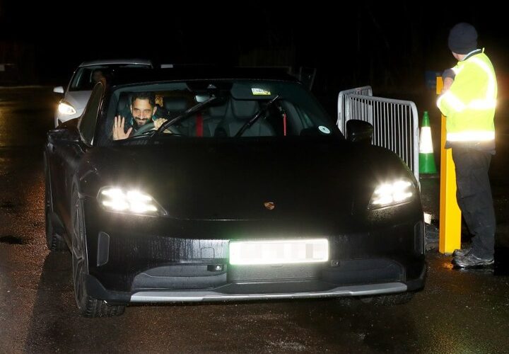 Ruben Amorim smiles as he and Man Utd stars arrive back in Manchester after FA Cup heroics against Arsenal