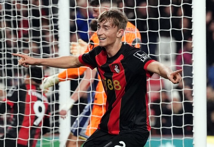 Chelsea make Huijsen top target – the Bournemouth wonderkid with release clause