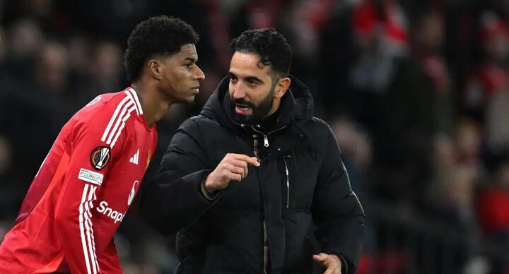 Manchester United manager fires warning to Marcus Rashford amid doubt over Barcelona move