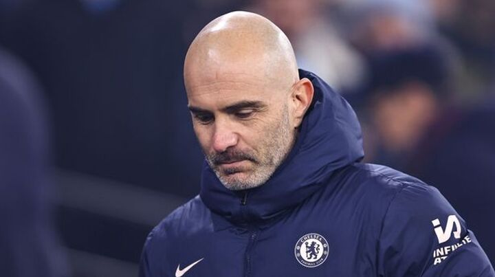 Enzo Maresca hatches transfer plan to solve Chelsea crisis – but faces Man Utd problem