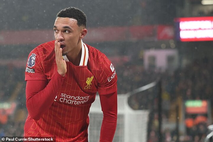 TAA’s camp KNEW Real Madrid would submit a bid in January, insists Carragher