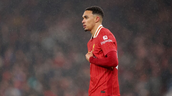 Carragher: Real Madrid rumours ‘must have’ affected Alexander-Arnold