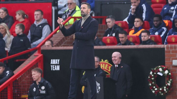 Van Nistelrooy handed Old Trafford return in FA Cup fourth round