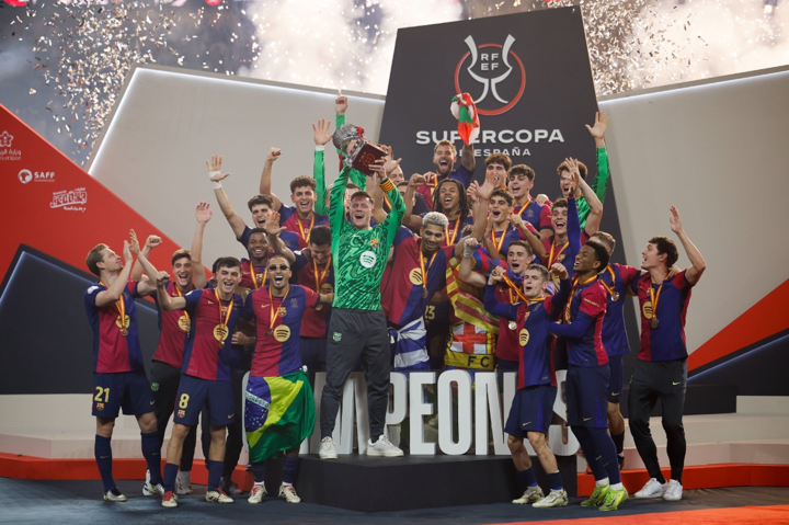 Kick Off: Barca defeat Real to win the Super Cup,MU beat Arensal