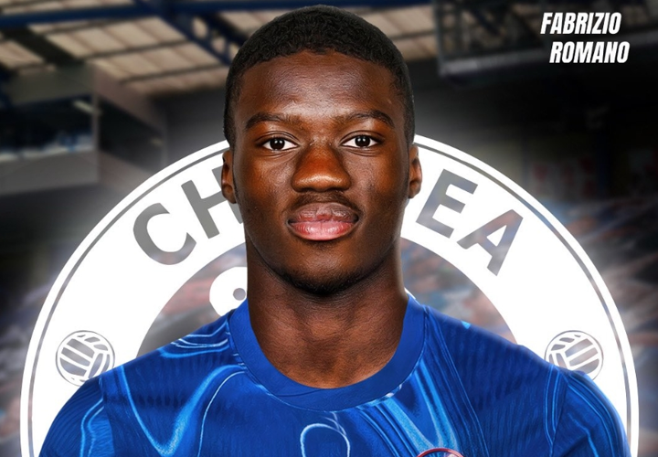 Here we go! Romano: Mamadou Sarr joins Chelsea in July for €15m plus add-ons