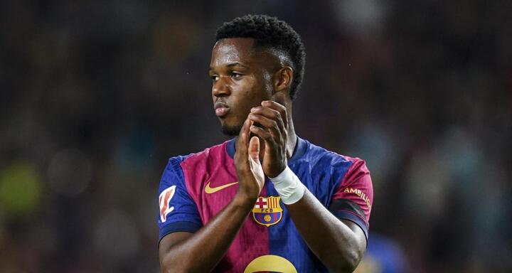 Father of Barcelona player contacts club over lack of opportunities