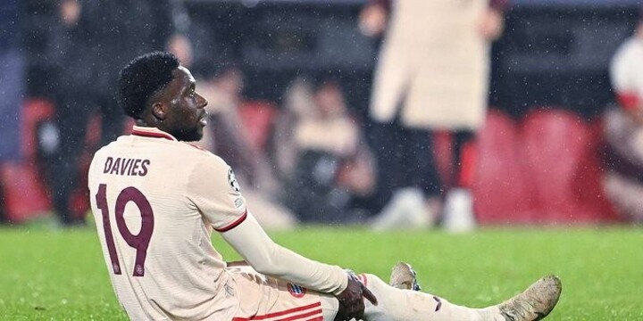 OFFICIAL: Alphonso Davies diagnosed with a hamstring strain & will be sidelined