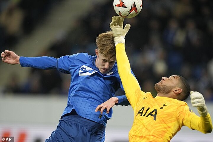 Tottenham star sends shocked one-word post after Hoffenheim are awarded bizarre penalty