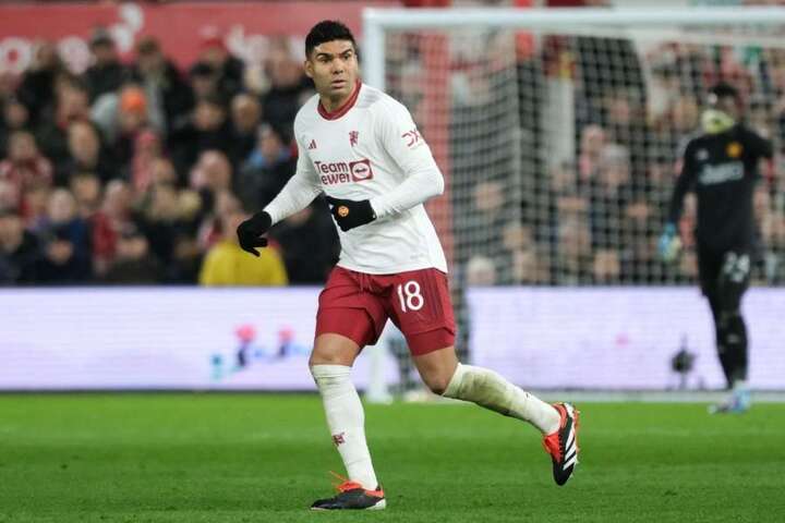 Roma threaten Al Nassr plans for Man Utd midfielder Casemiro