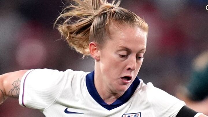 Keira Walsh: Chelsea and Barcelona in talks over Women’s Super League return for England midfielder