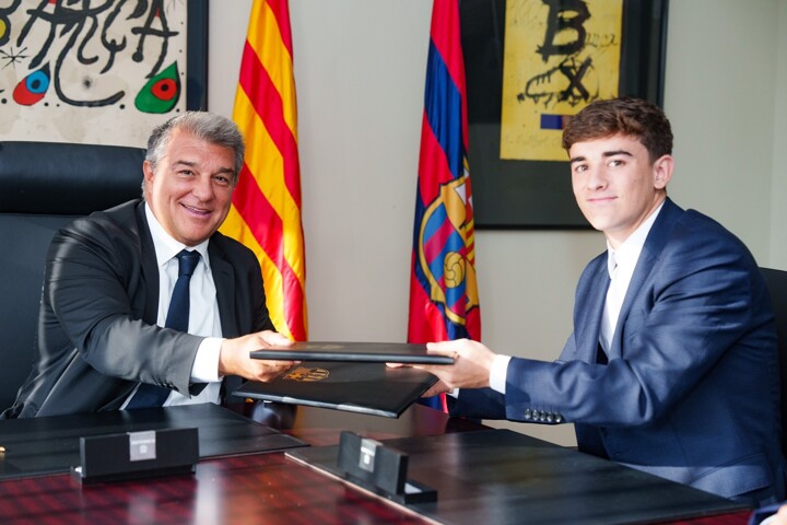 Romano: Gavi signs new deal at Barcelona valid until 2030