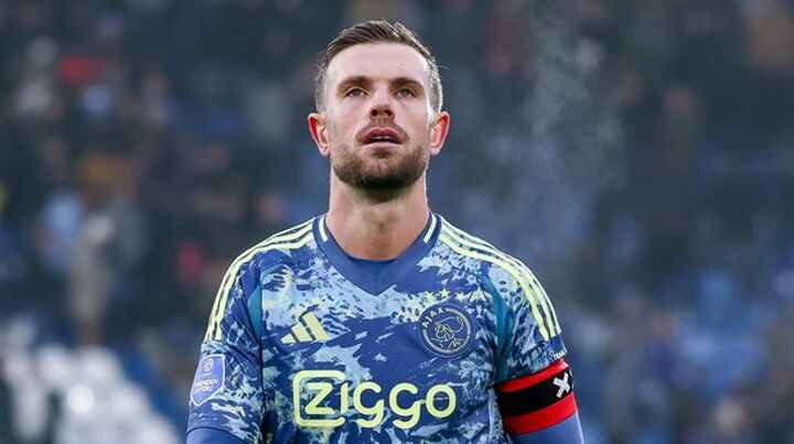 Henderson holds crisis talks with Ajax chiefs after threatening to go on strike