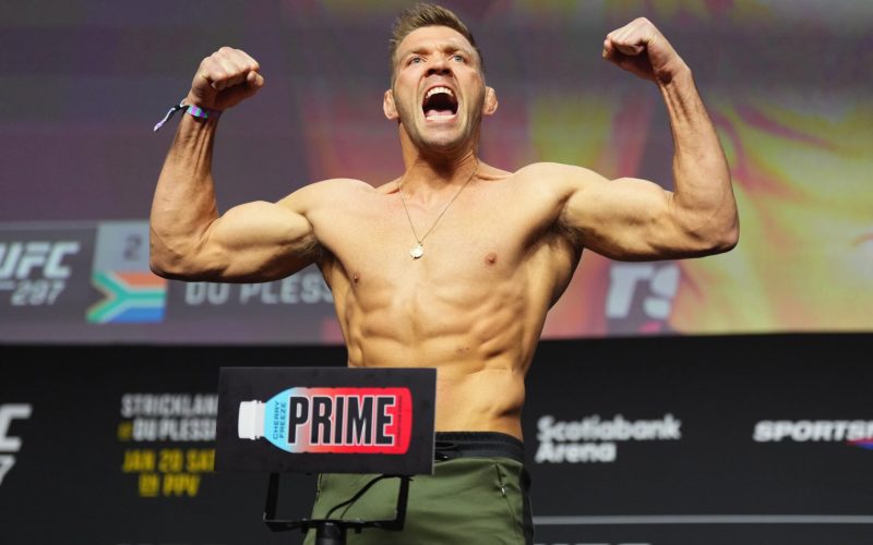 Dricus du Plessis praised by fans for ‘savage reply’ to Sean Strickland UFC 312 ‘pact’ offer