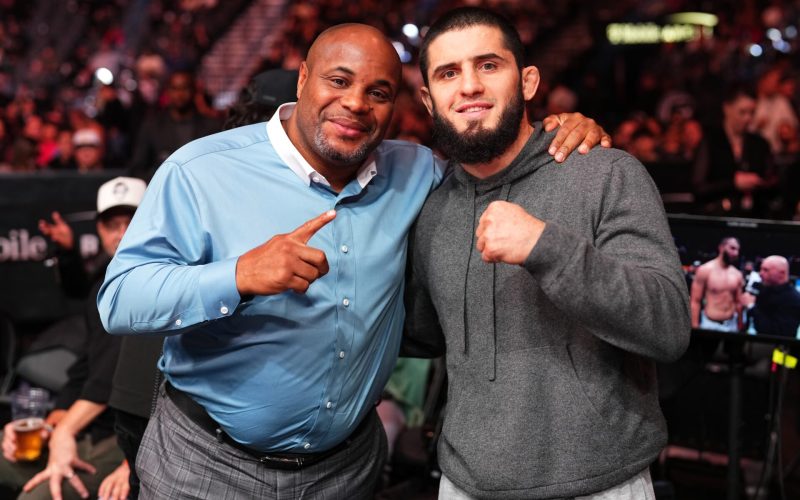 Daniel Cormier gave Islam Makhachev a special gift for his statement victory at UFC 311… ‘You’re the best in the world’