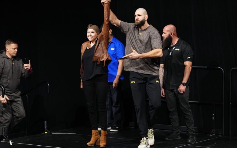 Wholesome footage shows Jiri Prochazka meeting cancer sufferer who inspired him to shave his head for UFC 311