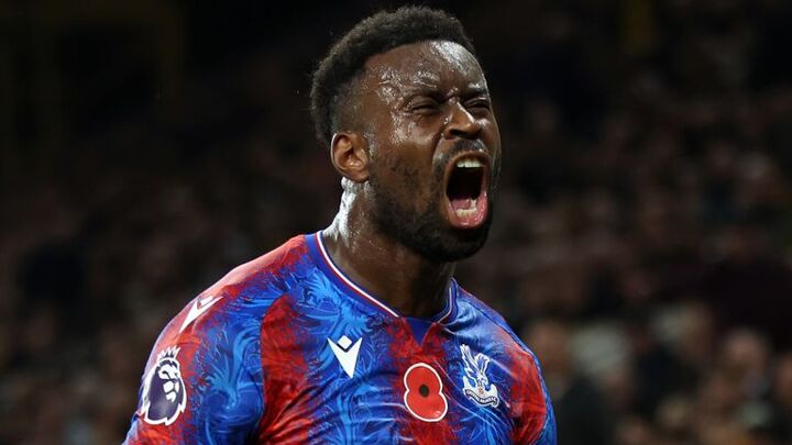 Crystal Palace reject £70m bid from Tottenham for England defender